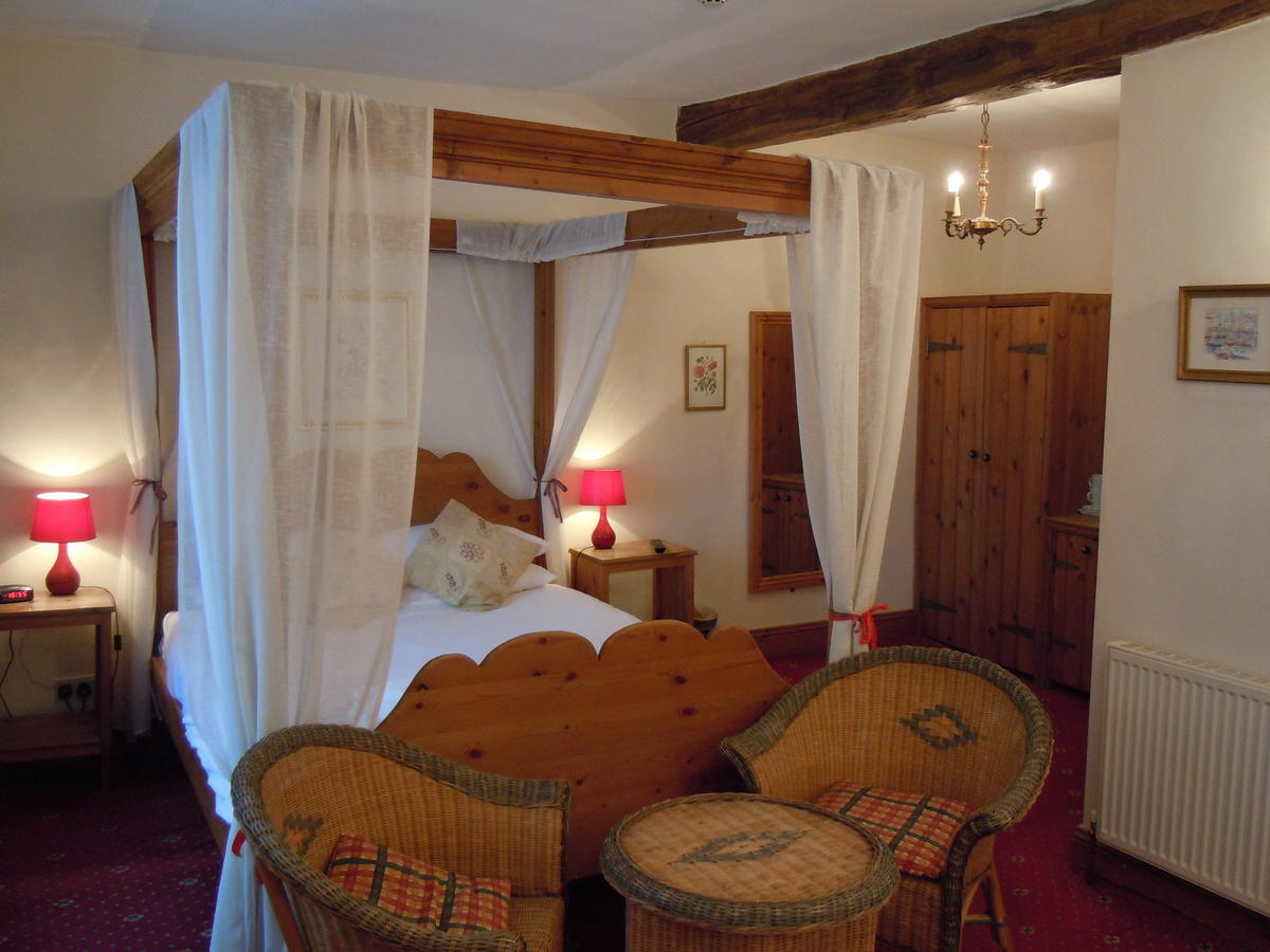 The New Inn Thornton Dale Room photo