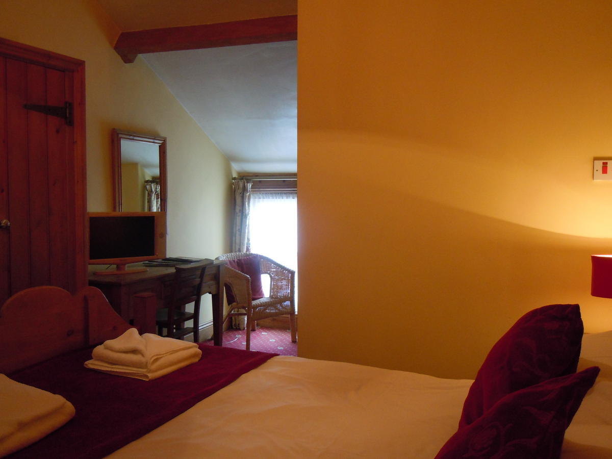 The New Inn Thornton Dale Room photo